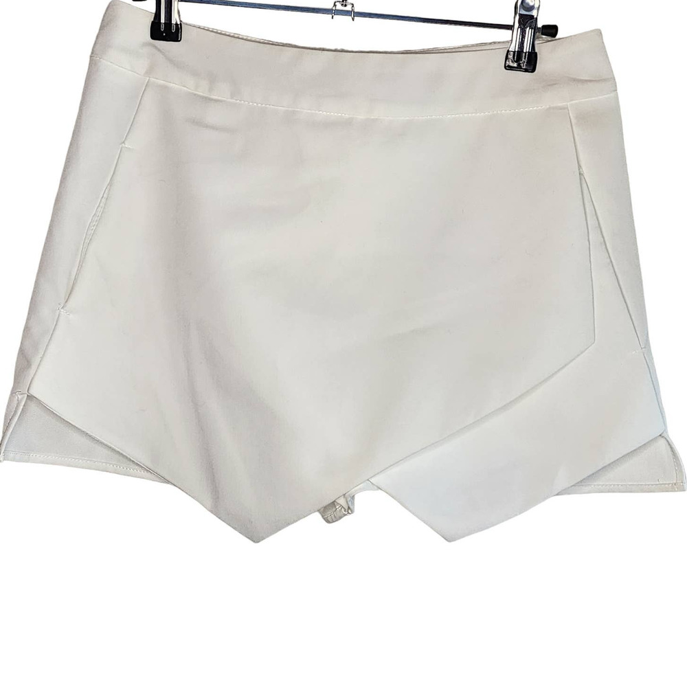 Aqua Bloomie's Highrise White Tulip Skort Shorts Lined Poly Blend Womens Medium